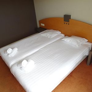 Zimmer mit zwei Einzelbetten
